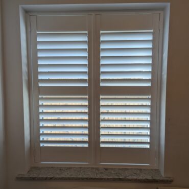 Iona Hybrid ABS shutters