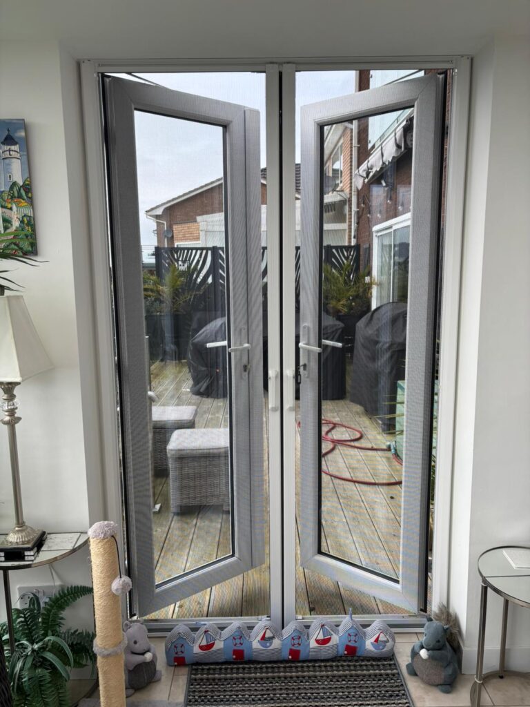 fly screen installation in heswall wirral (12)